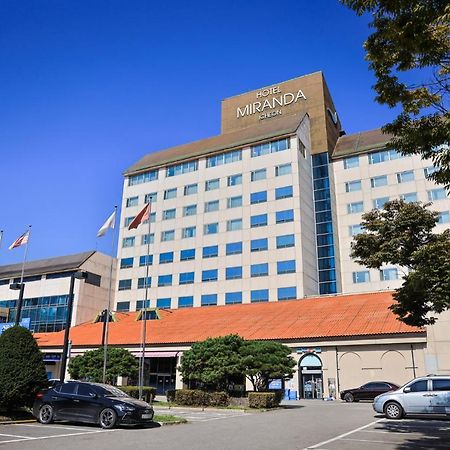 איצ'און Hotel Miranda מראה חיצוני תמונה