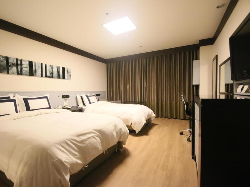 איצ'און Hotel Miranda מראה חיצוני תמונה